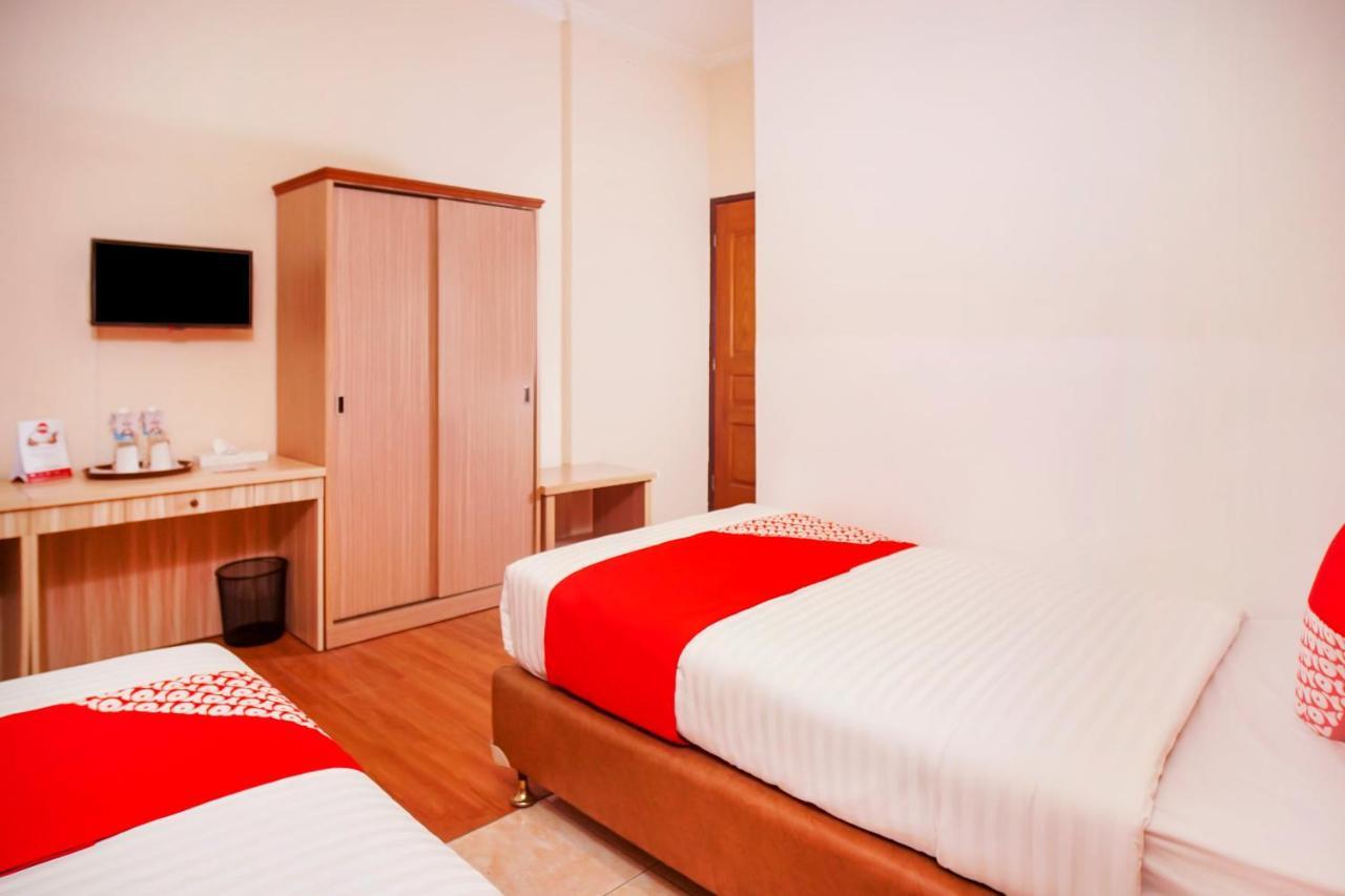 Capital O 142 Hotel Al Furqon Syariah Palembang Luaran gambar