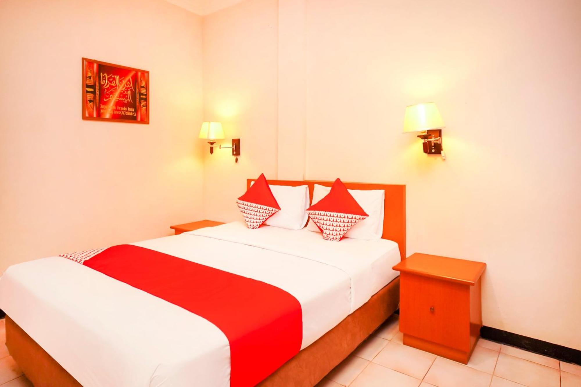 Capital O 142 Hotel Al Furqon Syariah Palembang Luaran gambar