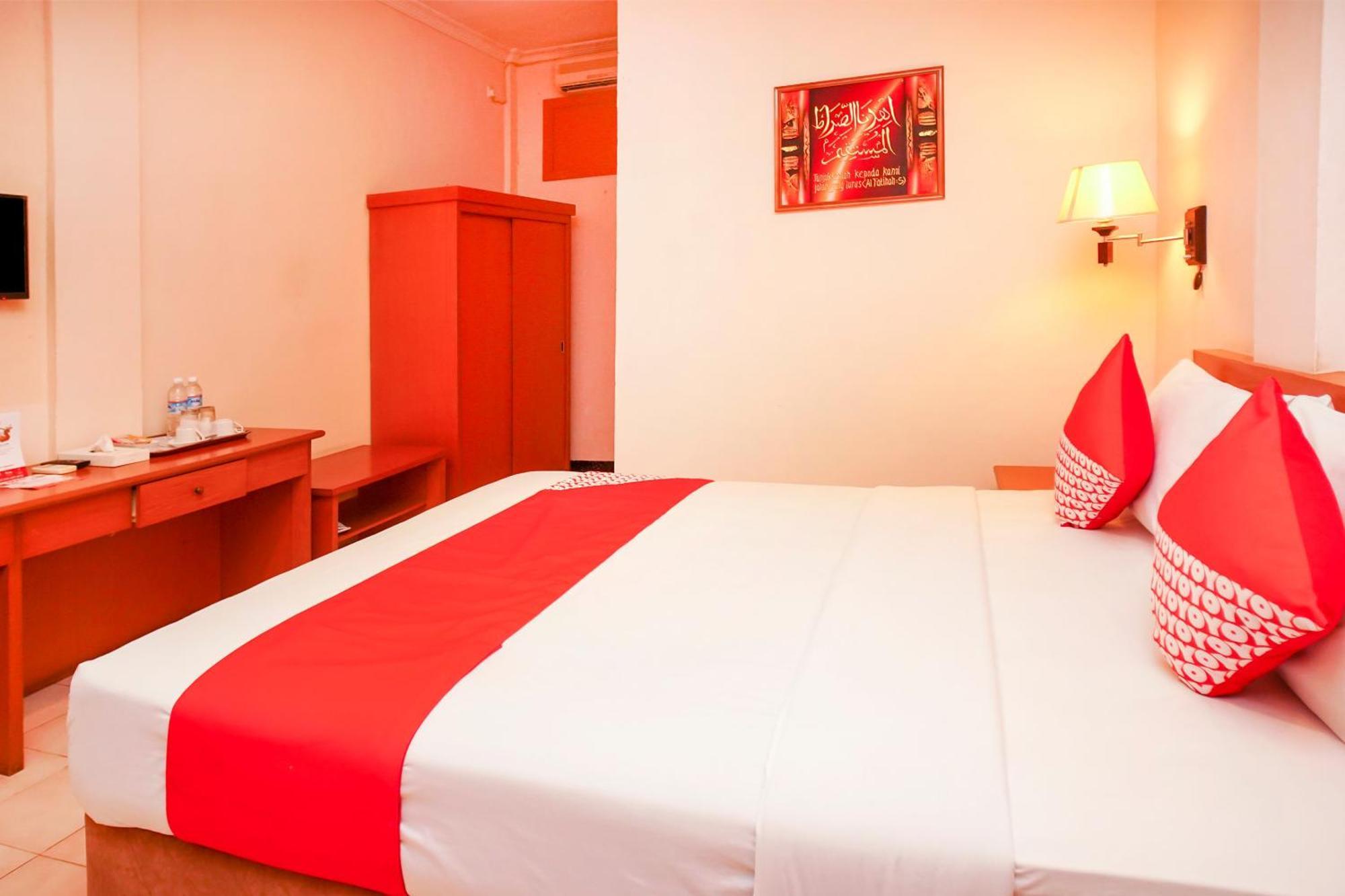 Capital O 142 Hotel Al Furqon Syariah Palembang Luaran gambar