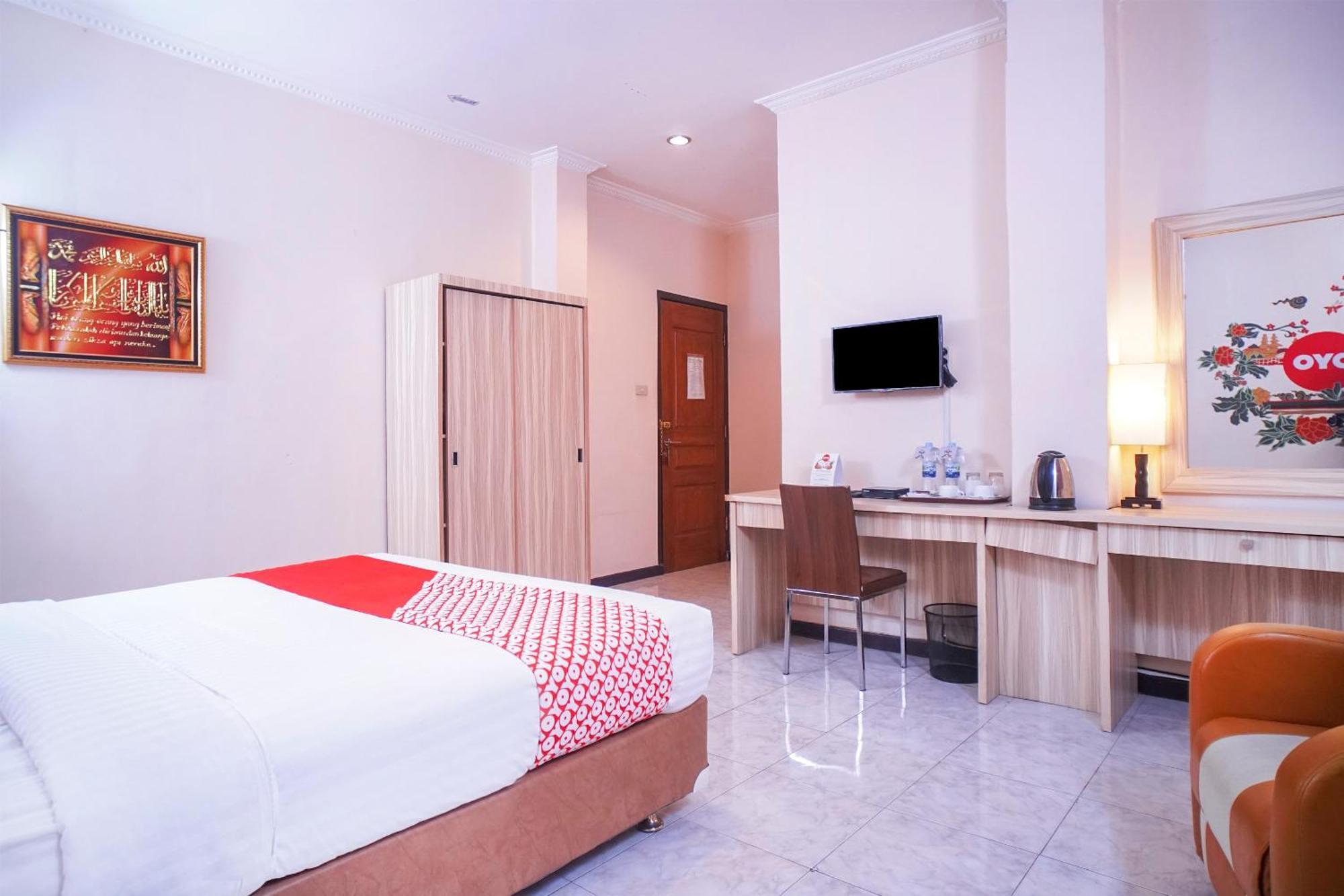 Capital O 142 Hotel Al Furqon Syariah Palembang Luaran gambar